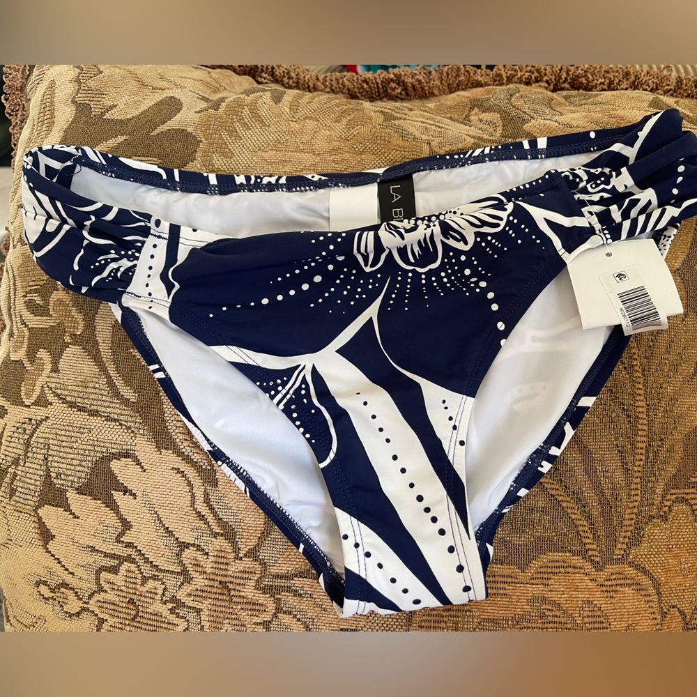 La Blanca playa side shirred hipster bikini bottom